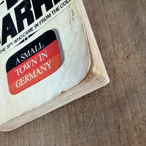John Le Carré A Small Town in Germany - vintage 1974 edition paperback Book - Picture 10 of 15